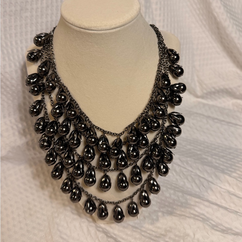Elegant Black Beaded Necklace
